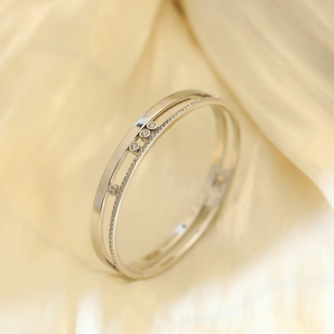 [Plus&Max]Move Romane Diamond Bangle Bracelet