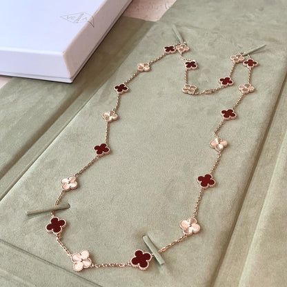 [Plus&Max]CLOVER 20 MOTIFS LASER CARNELIAN NECKLACE