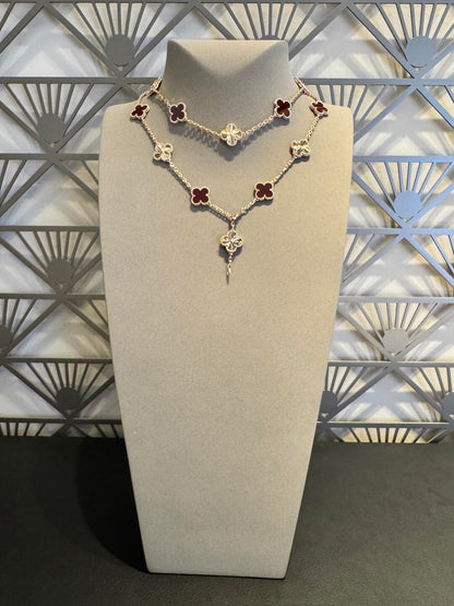 [Plus&Max]CLOVER 20 MOTIFS LASER CARNELIAN NECKLACE