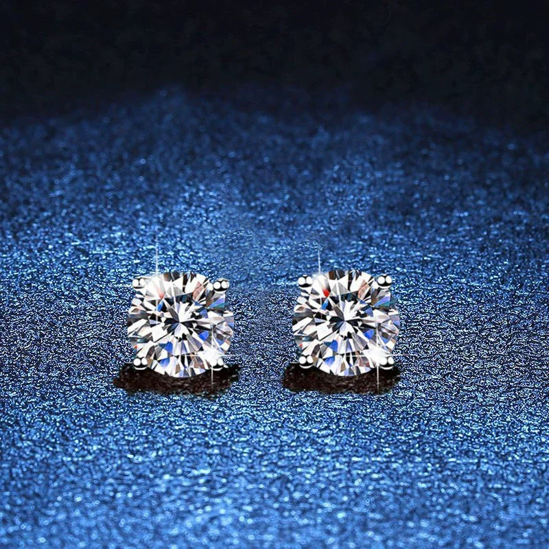 [Plus&Max]FOUR-PRONG MOISSANITE EARRINGS