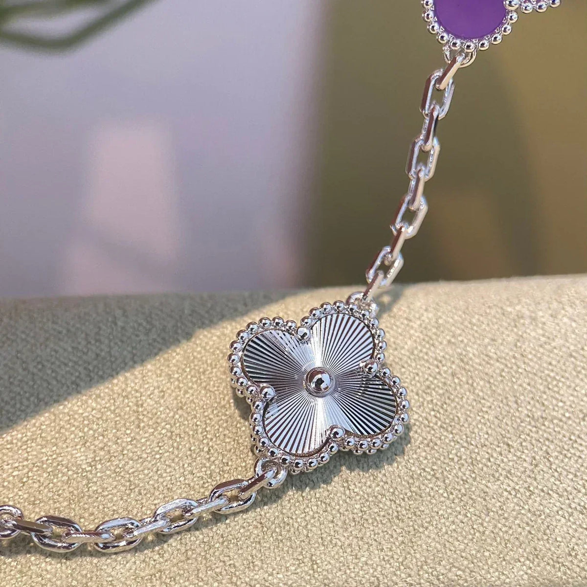 [Plus&Max]LUCKY CLOVER 5-MOTIF BRACELET - VIOLET COLLECTION