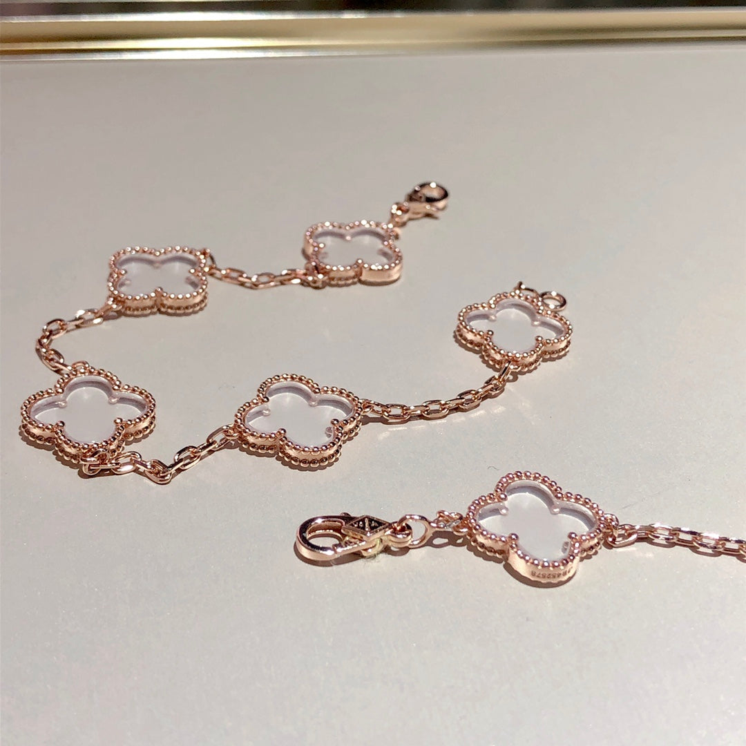 [Plus&Max]CLOVER 5 MOTIF ROCK CRYSTAL BRACELET