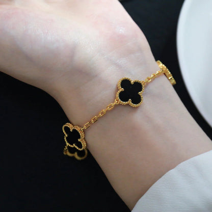 [Plus&Max]LUCKY CLOVER 5-MOTIF BRACELET - BLACK OXNY COLLECTION