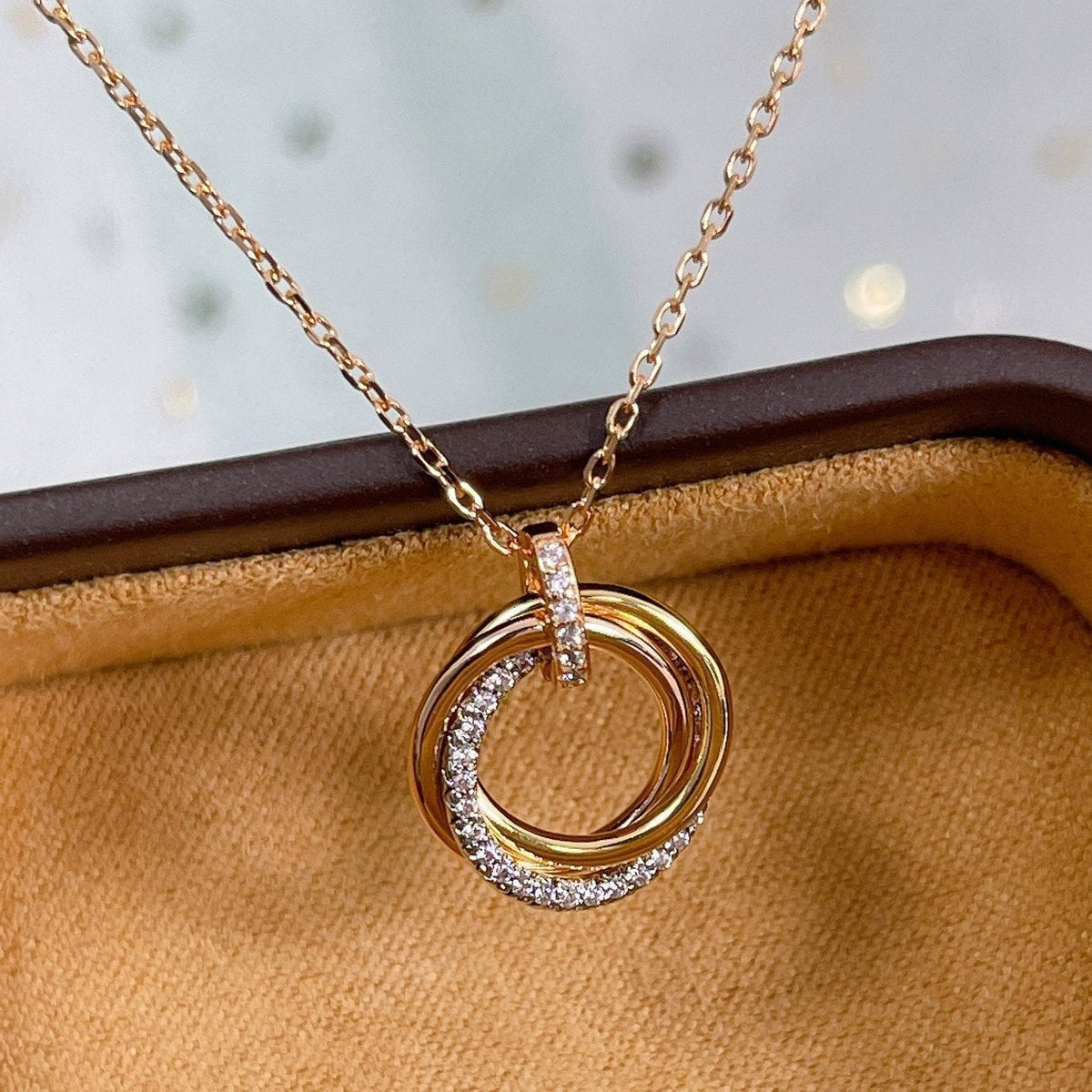 [Plus&Max]TRINITY NECKLACE SILVER GOLD PINK GOLD DIAMONDS