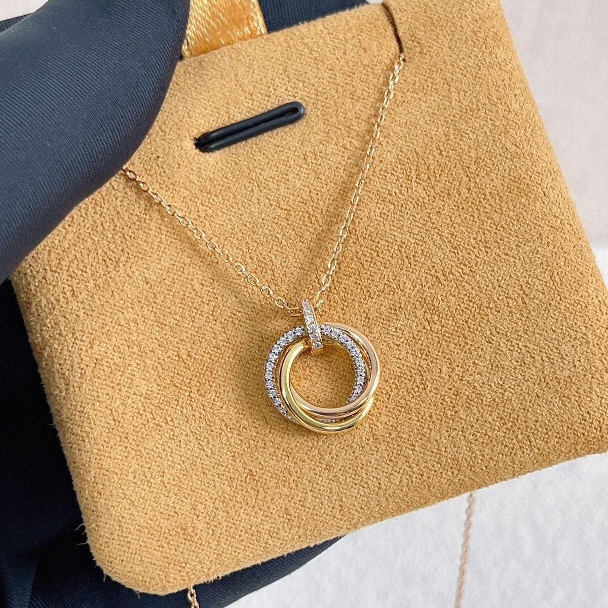 [Plus&Max]TRINITY NECKLACE SILVER GOLD PINK GOLD DIAMONDS