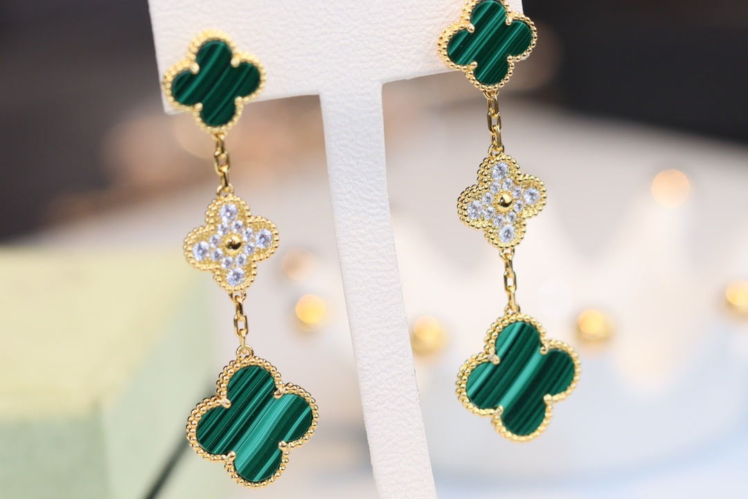 [Plus&Max]CLOVER EARRINGS GOLD MALACHITE DIAMOND 3 MOTIF