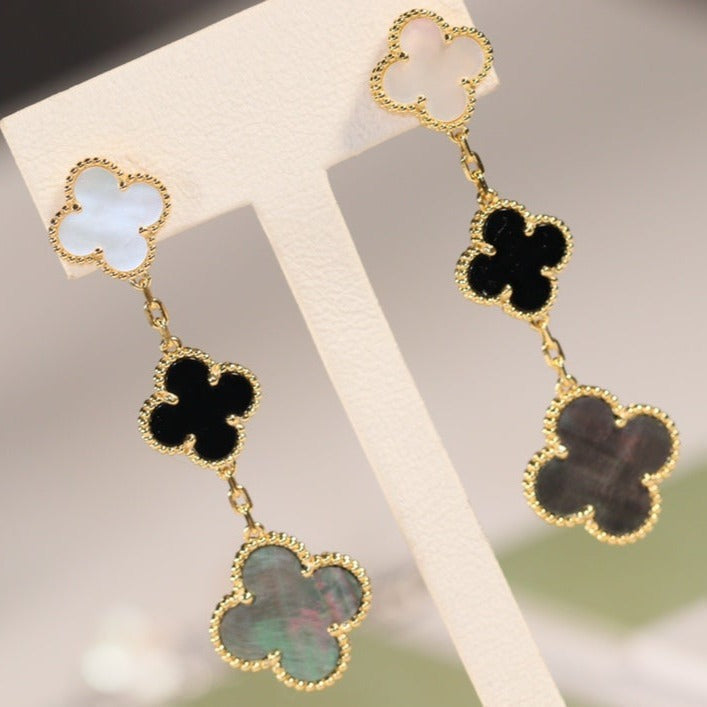 [Plus&Max]CLOVER EARRINGS GOLD ONYX MOP 3 MOTIF