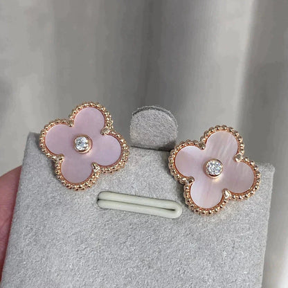 [Plus&Max]CLOVER MEDIUM 1 MOTIFS  PINK MOP DIAMOND EARRINGS