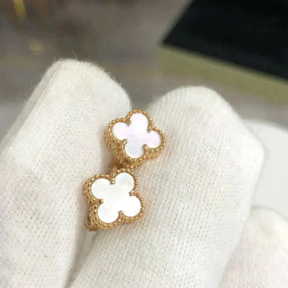 [Plus&Max]CLOVER MINI 9.5MM WHITE MOP EARRINGS