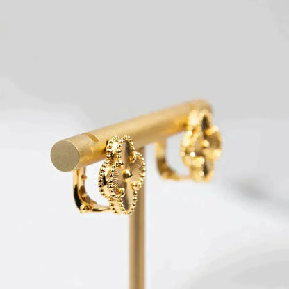 [Plus&Max]CLOVER MEDIUM 1 MOTIFS LASER EARRINGS