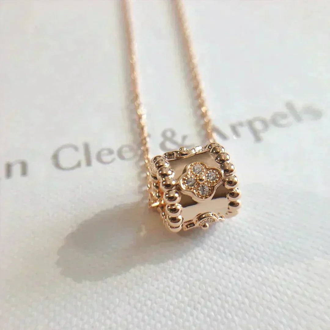 [Plus&Max]PERLEE PEDANT NECKLACE GOLD / ROSE GOLD