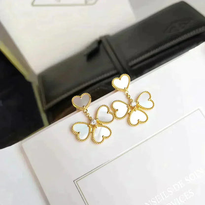 [Plus&Max]CLOVER SWEET WHITE MOP EARRINGS