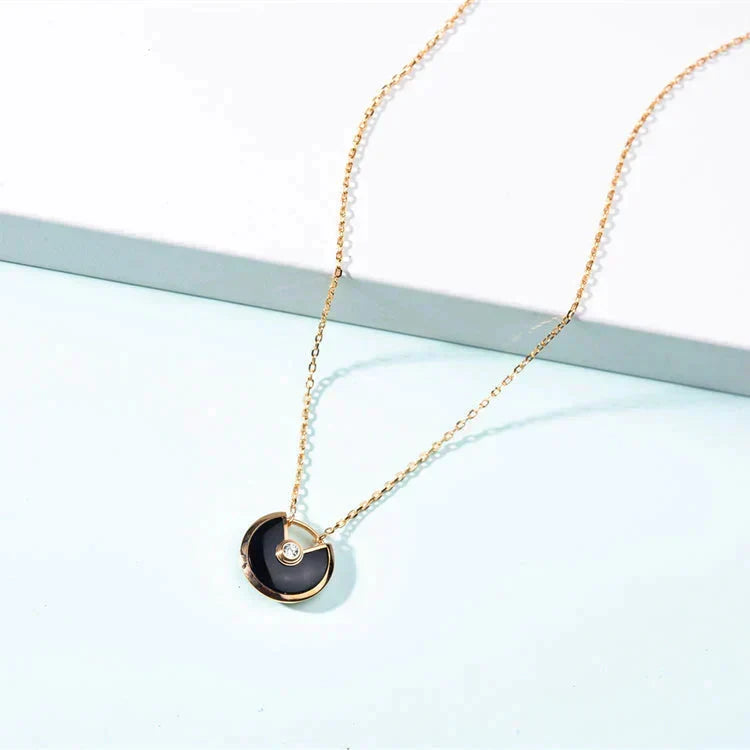 [Plus&Max]AMULETTE GOLD CARNELIAN ONYX NECKLACE