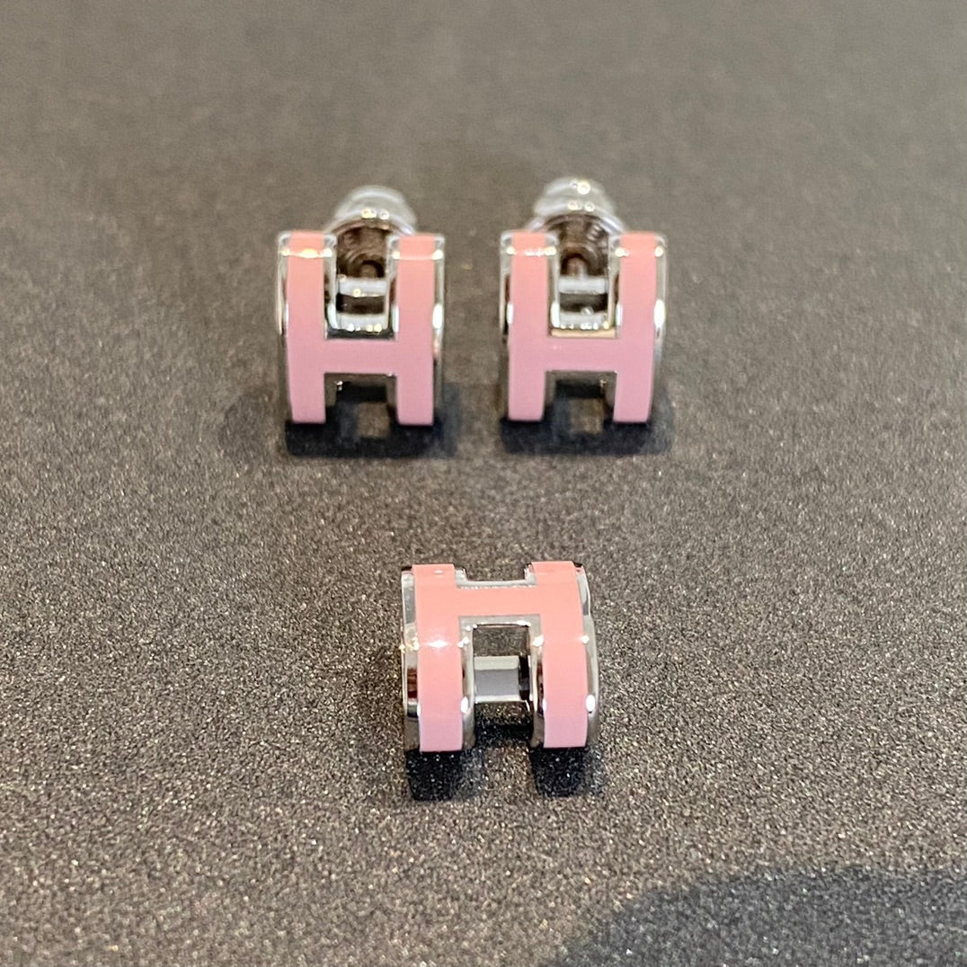 [Plus&Max]MINI POP H SILVER EARRINGS PINK