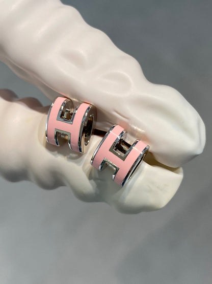 [Plus&Max]MINI POP H SILVER EARRINGS PINK