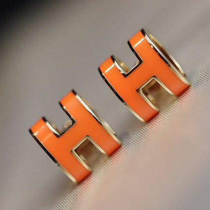 [Plus&Max]MINI POP H EARRINGS ORANGE