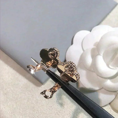 [Plus&Max]CLOVER MEDIUM 1 MOTIFS  PINK MOP DIAMOND EARRINGS