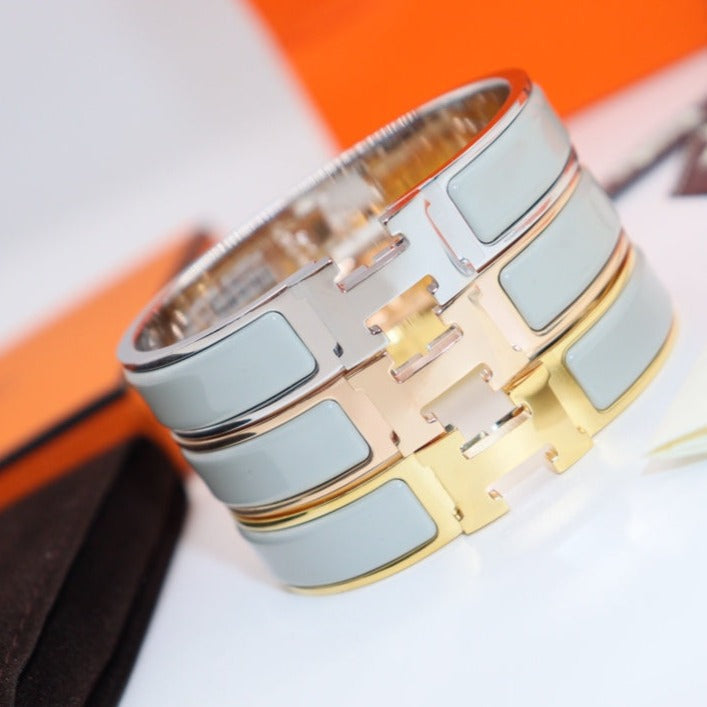 [Plus&Max]H LIGHT BLUE BRACELET