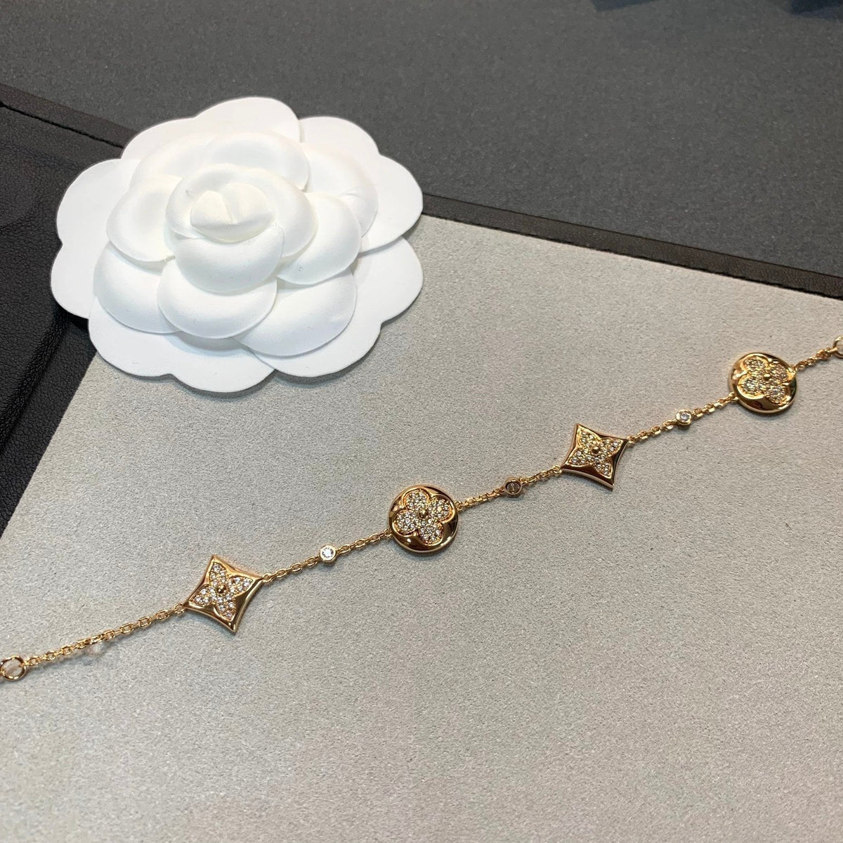 [Plus&Max]STAR AND SUN 4 MOTIFS GOLD DIAMONDS BRACELET