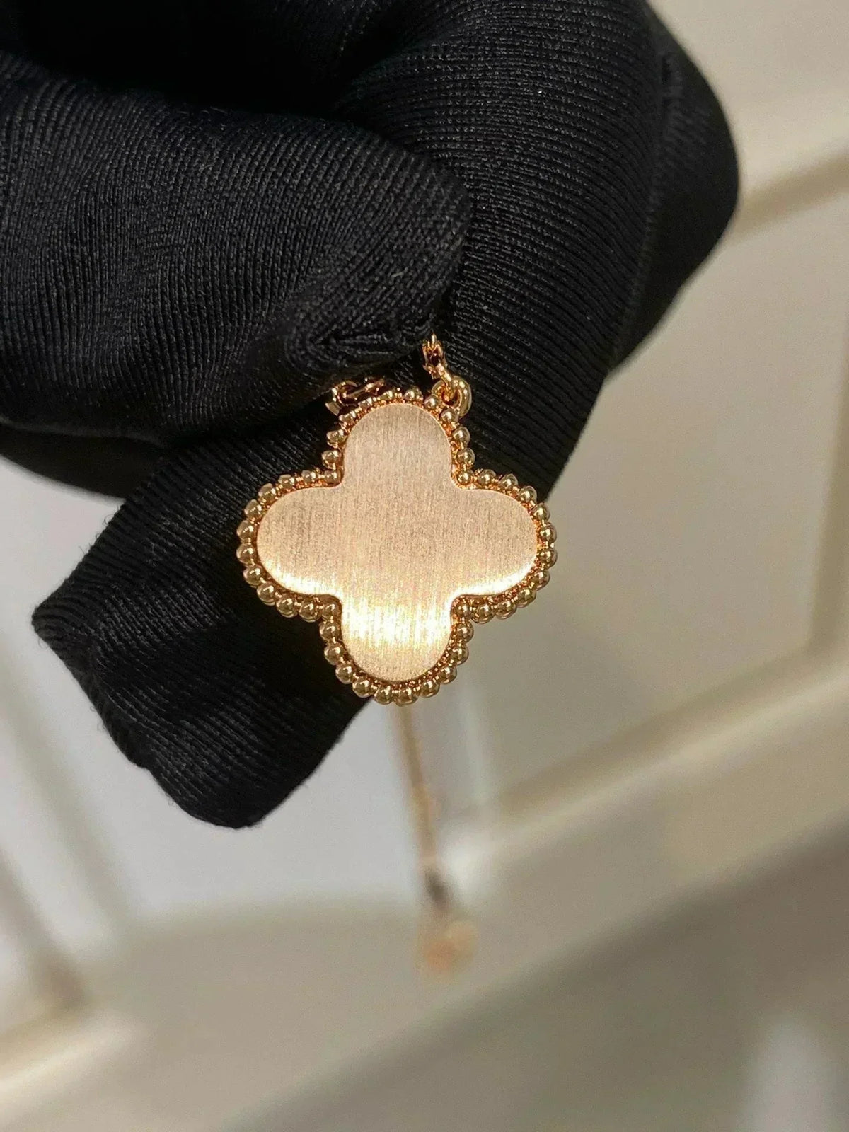 [Plus&Max]CLOVER 15MM DIAMOND RHODONITE NECKLACE