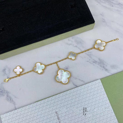 [Plus&Max]MAGIC CLOVER MOP GOLD BRACELET 5 MOTIFS