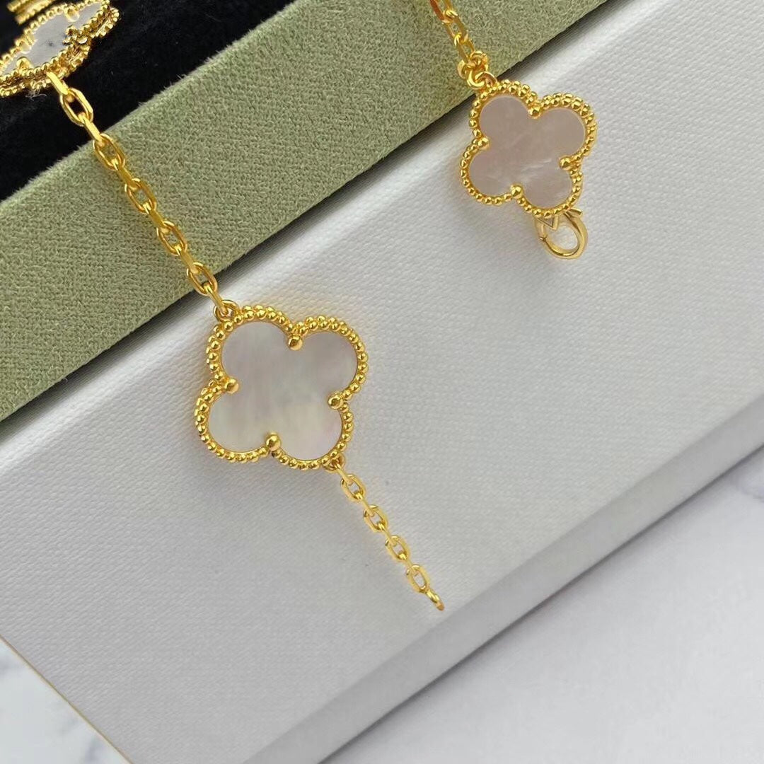 [Plus&Max]MAGIC CLOVER MOP GOLD BRACELET 5 MOTIFS