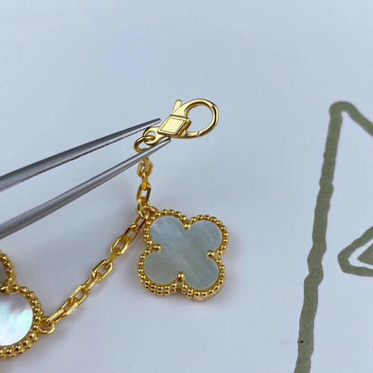 [Plus&Max]MAGIC CLOVER MOP GOLD BRACELET 5 MOTIFS