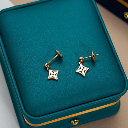 [Plus&Max]STAR EARRINGS GOLD