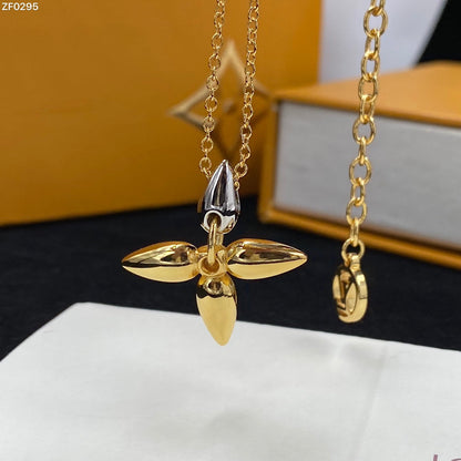 [Plus&Max]LOUISETTE PEDANT GOLD NECKLACE