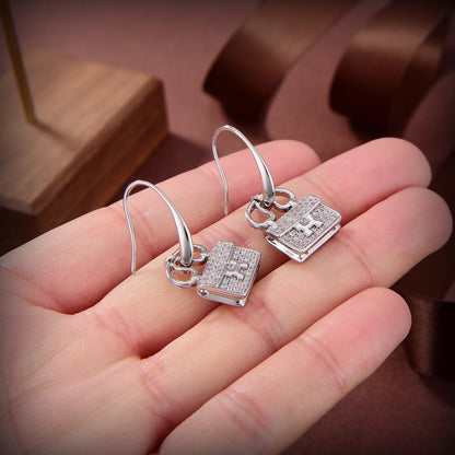 [Plus&Max]KELLY DIAMOND EARRINGS