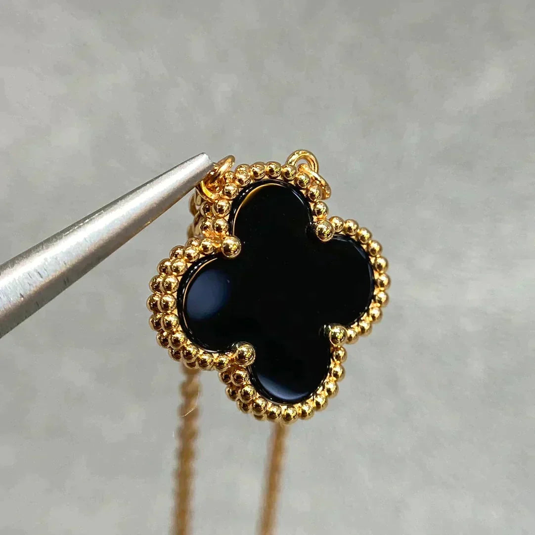 [Plus&Max]CLOVER 15MM BLACK ONYX SINGLE FLOWER NECKLACE