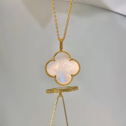 [Plus&Max]CLOVER 25MM MOP LARGE PENDANT NECKLACE