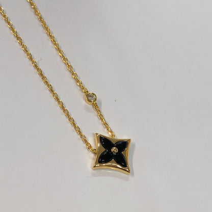 [Plus&Max]STAR BLACK MOP NECKLACE