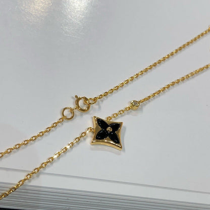 [Plus&Max]STAR BLACK MOP NECKLACE