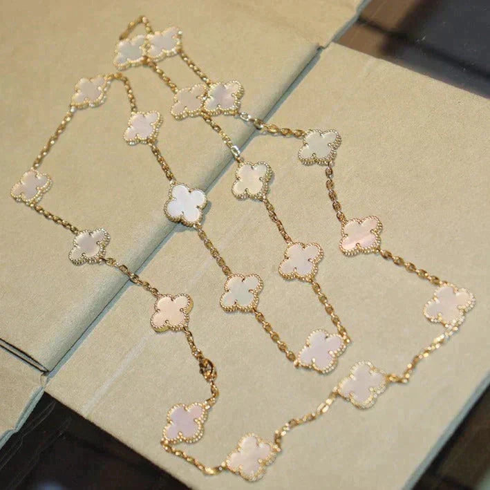 [Plus&Max]CLOVER 20 MOTIFS WHITE MOP NECKLACE