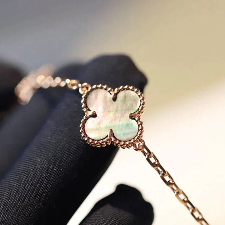 [Plus&Max]CLOVER 20 MOTIFS DARK MOP DIAMOND  NECKLACE