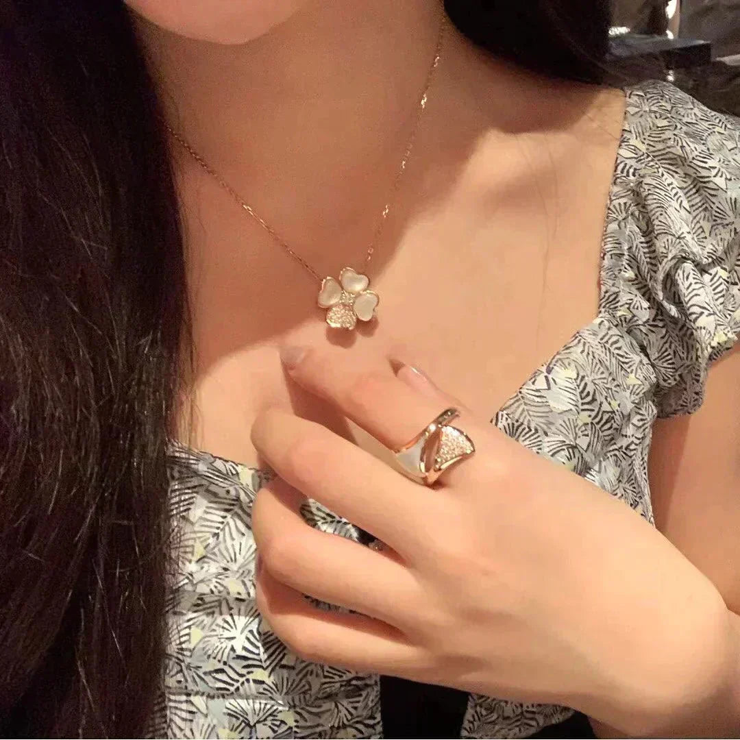 [Plus&Max]CLOVER MOP DIAMOND ROSE GOLD NECKLACE
