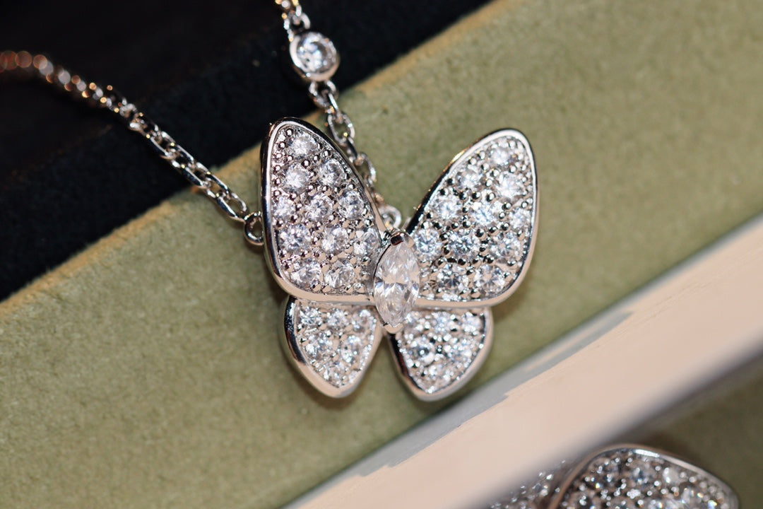 [Plus&Max]BUTTERFLY DIAMOND NECKLACE