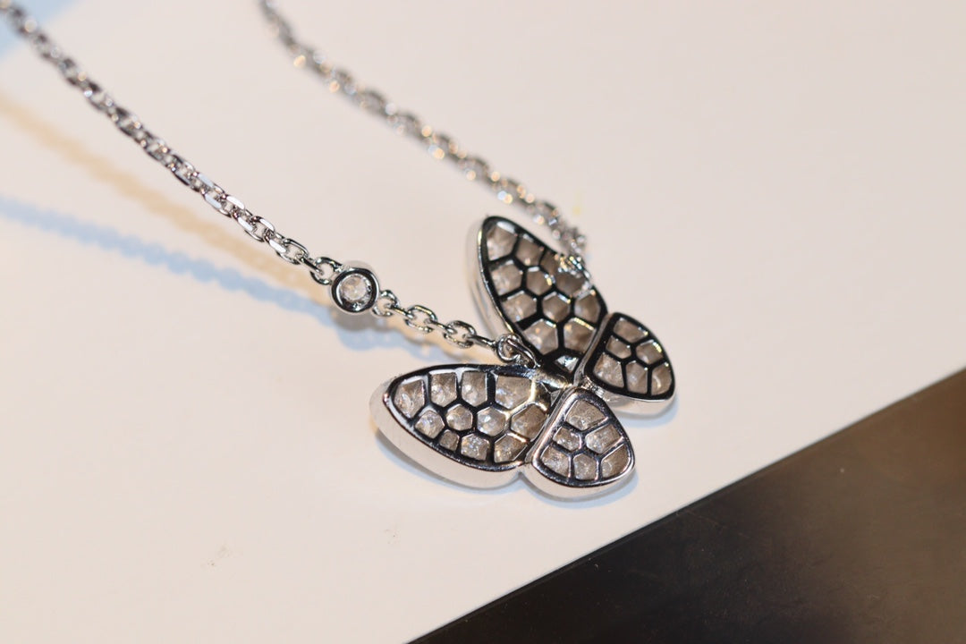 [Plus&Max]BUTTERFLY DIAMOND NECKLACE