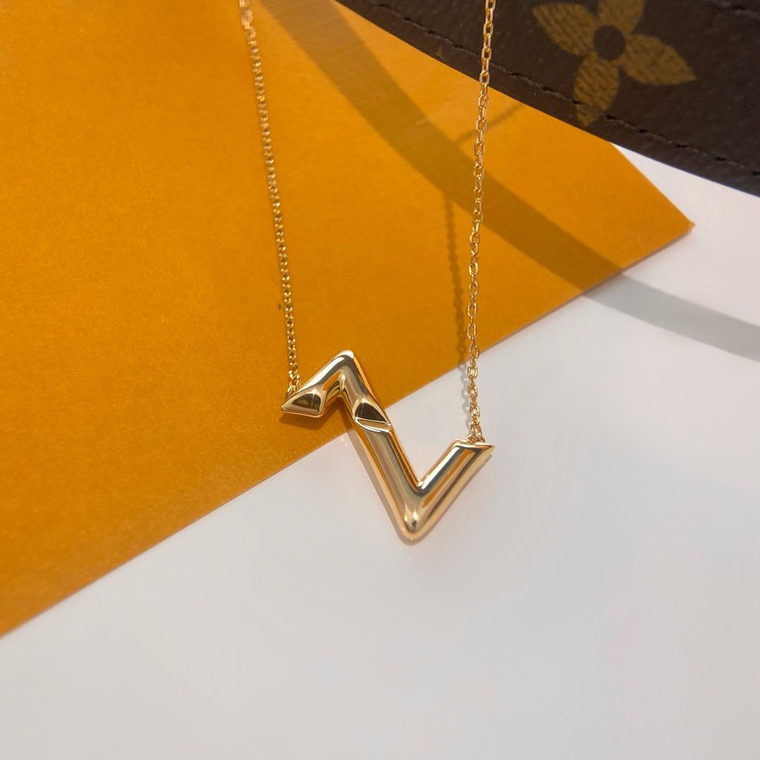 [Plus&Max]VOLTE UPSIDE DOWN NECKLACE