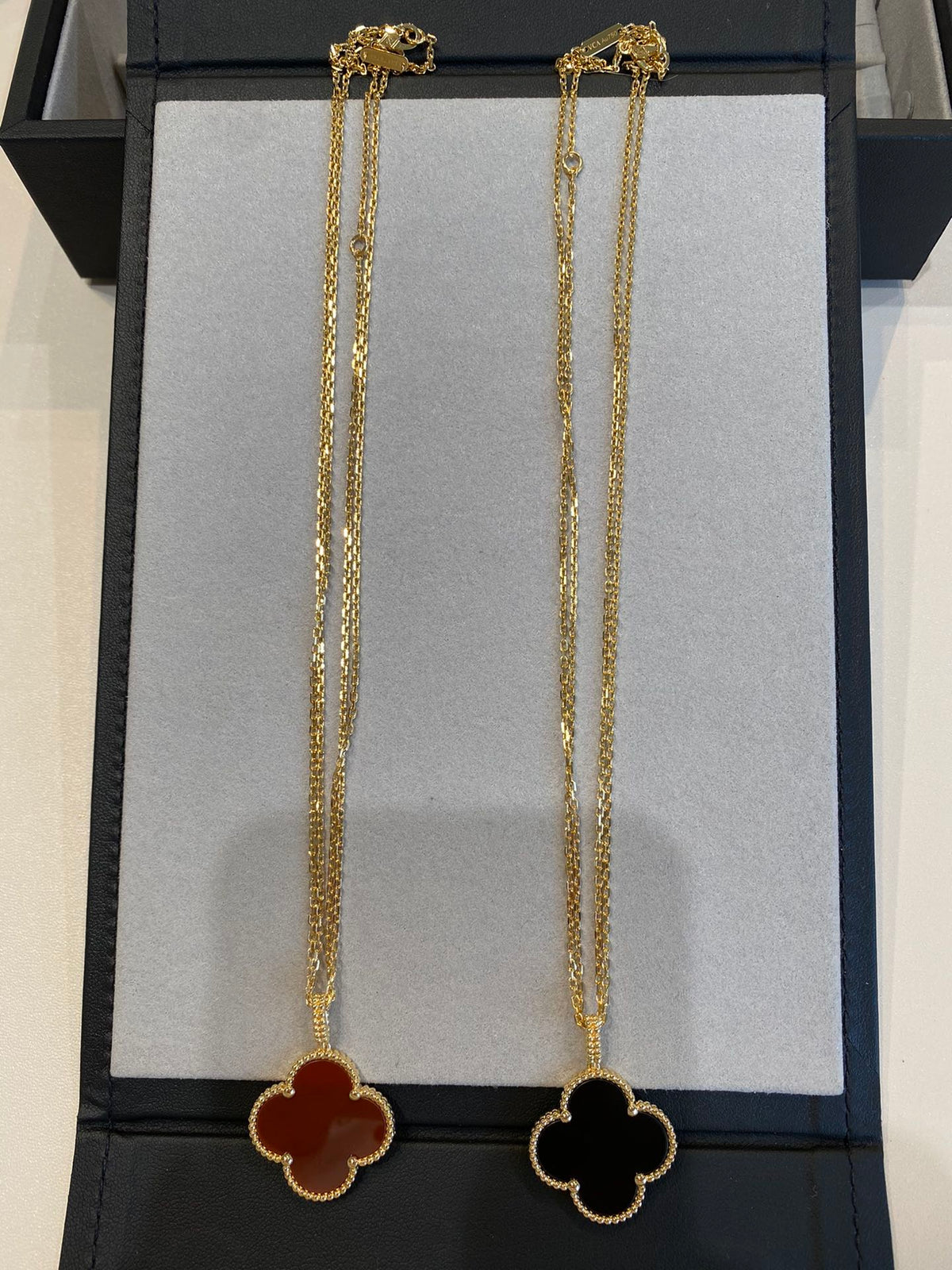 [Plus&Max]CLOVER 25MM NECKLACE GOLD CARNELIAN