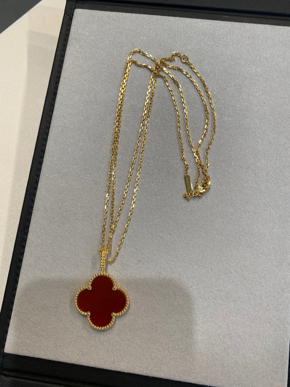 [Plus&Max]CLOVER 25MM NECKLACE GOLD CARNELIAN