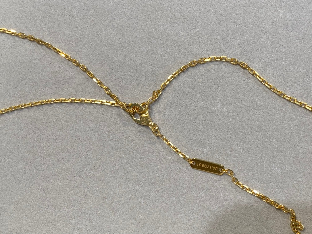[Plus&Max]CLOVER 25MM NECKLACE GOLD CARNELIAN