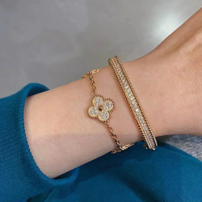 [Plus&Max]LUCKY CLOVER 5-MOTIF BRACELET - FULL-DIAMOND