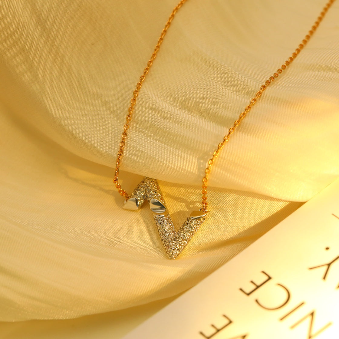[Plus&Max]VOLT SILVER DIAMOND PEDANT NECKLACE