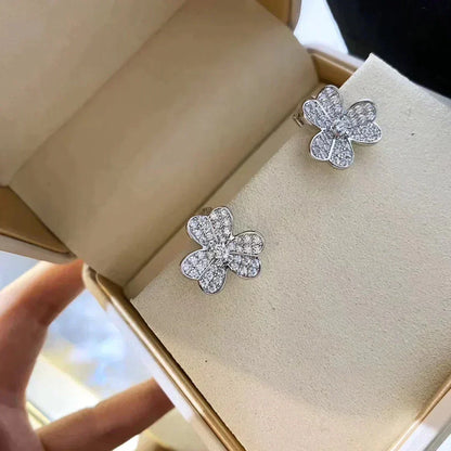 [Plus&Max]CLOVER COMOS DIAMOND EARRINGS SILVER