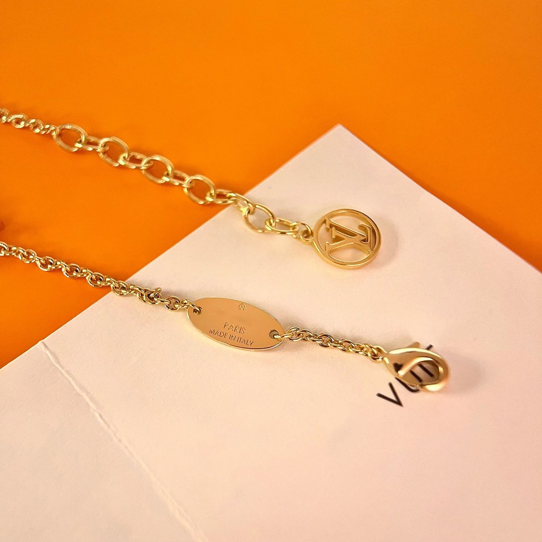 [Plus&Max]LOGO STAR MOTIF GOLD BRACELET