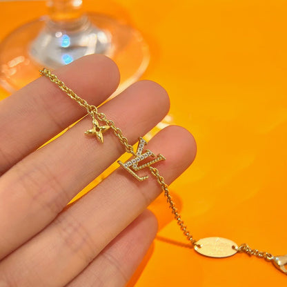 [Plus&Max]LOGO STAR MOTIF GOLD BRACELET
