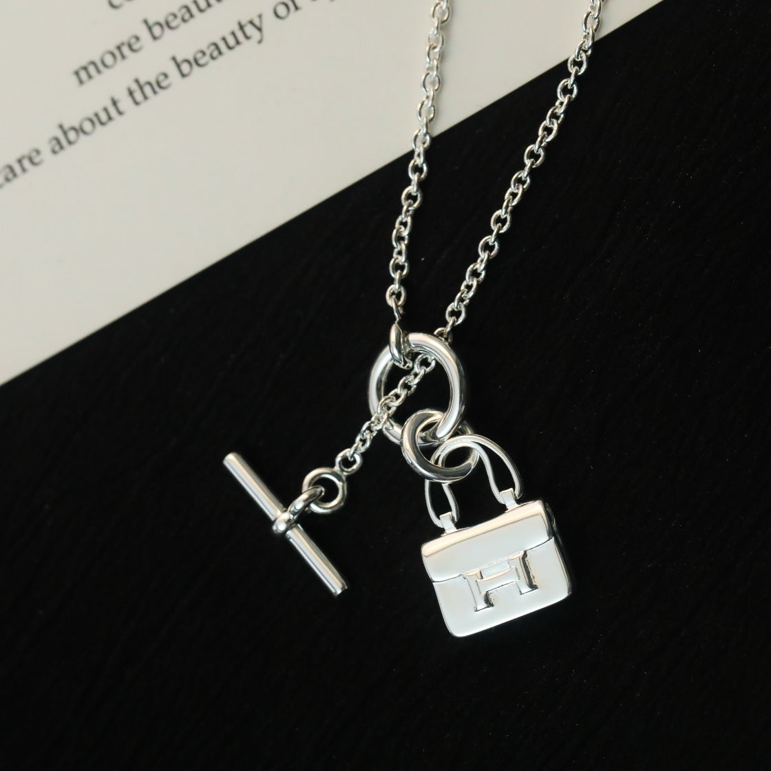 [Plus&Max]POP H PEDANT SILVER NECKLACE