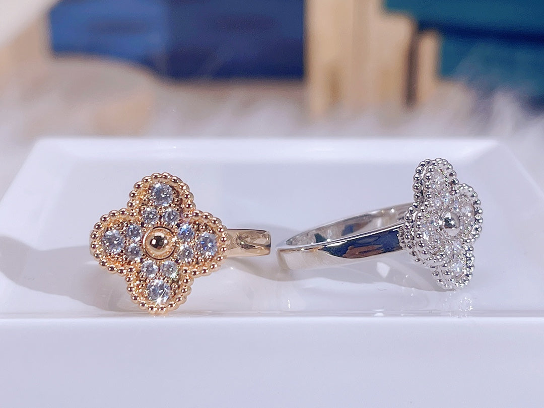 [Plus&Max]CLOVER DIAMOND RING